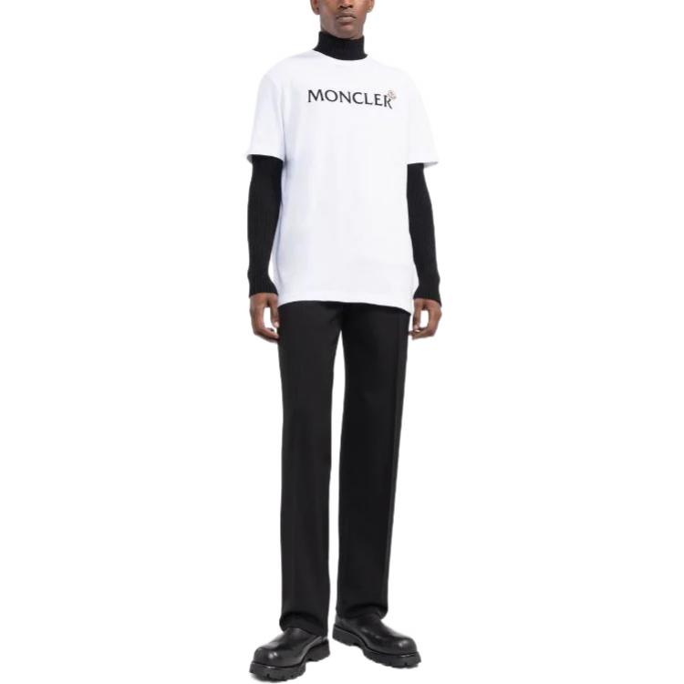 Shop Moncler SS22 Baju-T Crewneck Cetakan Logo Putih. H20918C000258390T001