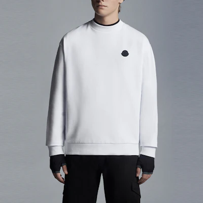 Moncler SS22 Sudadera Blanca de Cuello Redondo con Logo Impreso. H10918G00031809KR001 Lookbook Moncler SS22 Sudadera Blanca de Cuello Redondo con Logo Impreso. H10918G00031809KR001