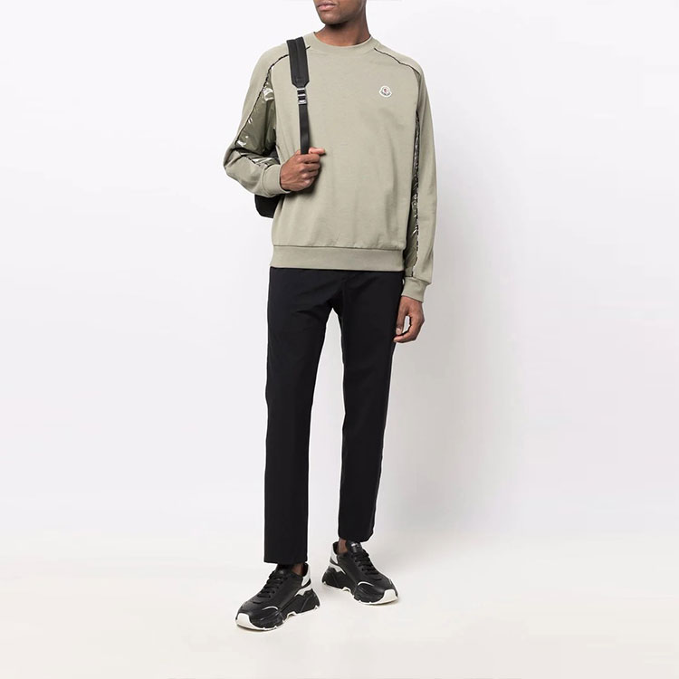 Lookbook Sudadera Hombre Manga Larga Algodón Detalle Apliqué Marrón Moncler SS22. H10918G00015809KR