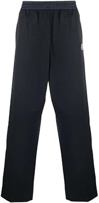 Moncler SS22 Large Logo Loose Fit Sweatpants Blue - Men H10912A0002554ARP778 Order Moncler SS22 Large Logo Loose Fit Sweatpants Blue - Men H10912A0002554ARP778