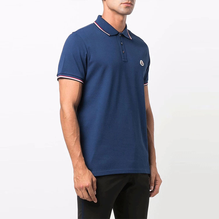 Shop Moncler Polo Azul SS22 con Parche de Logo y Detalles de Rayas. G20918A0001084556796