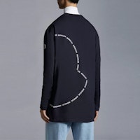 Moncler SS22 海軍藍圓形徽標印花長袖T恤 H10918D000098390T778 Purchase Moncler SS22 海軍藍圓形徽標印花長袖T恤 H10918D000098390T778