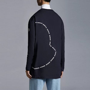 Moncler SS22 海軍藍圓形徽標印花長袖T恤 H10918D000098390T778 Purchase Moncler SS22 海軍藍圓形徽標印花長袖T恤 H10918D000098390T778