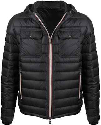 Moncler SS22 Jaket Ringan Ski Logo Unisex Hitam. H10911A1080053279999 Buy Moncler SS22 Jaket Ringan Ski Logo Unisex Hitam. H10911A1080053279999