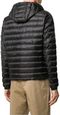 Moncler SS22 Jaket Ringan Ski Logo Unisex Hitam. H10911A1080053279999 Purchase Moncler SS22 Jaket Ringan Ski Logo Unisex Hitam. H10911A1080053279999