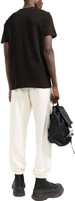 Moncler SS22 素色短袖圓領T恤 黑色 H20918C000258390T999 Lookbook Moncler SS22 素色短袖圓領T恤 黑色 H20918C000258390T999