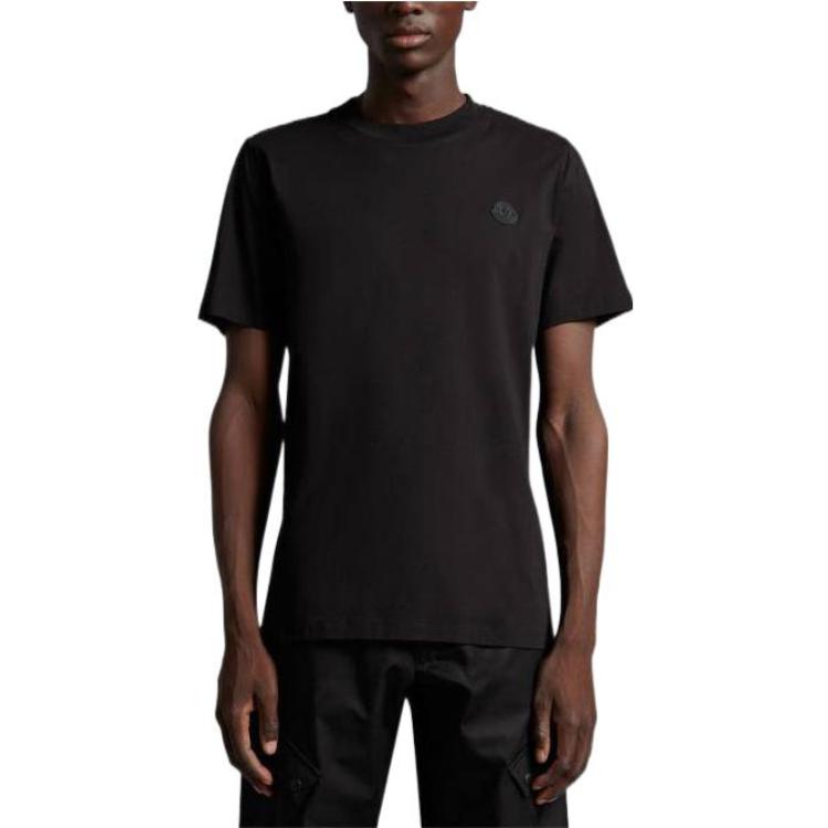 Moncler SS23  Black Crewneck T-Shirt with Embossed Logo. I10918C00007829H8999 圖 3