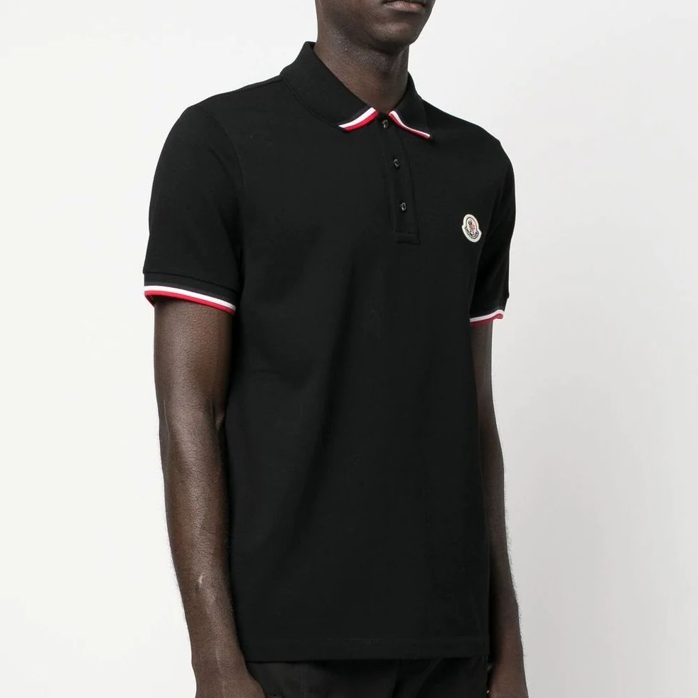 Purchase 몽클레르 SS23 블랙 로고 패치 반팔 폴로 셔츠 I10918A00015899UR999