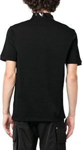 Moncler SS23 黑色Logo印花直筒下擺短袖POLO衫. I10918A0000484673999 Shop Moncler SS23 黑色Logo印花直筒下擺短袖POLO衫. I10918A0000484673999