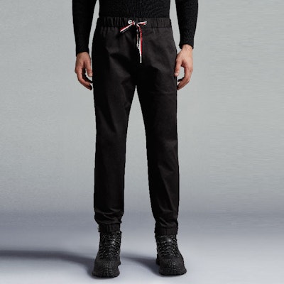 Moncler SS23 Black Solid Color Elastic Waist Casual Pants. I10912A0000357448999 Purchase Moncler SS23 Black Solid Color Elastic Waist Casual Pants. I10912A0000357448999