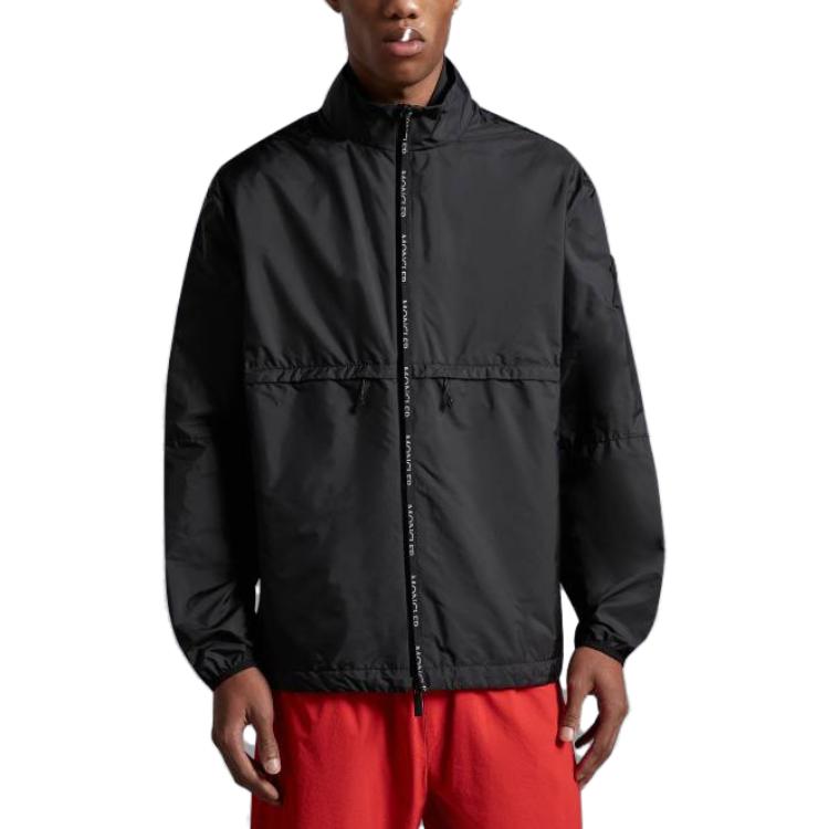 Shop 몽클레어 SS23 블랙 솔리드 집업 스탠드 칼라 자켓. I10911A0010568352999