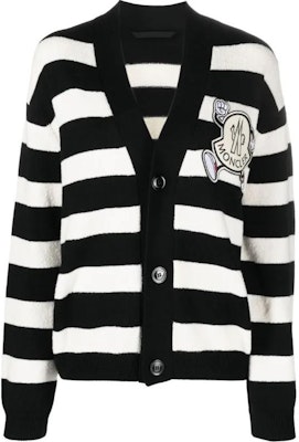 몽클레르 SS23 대비 브이넥 니트 가디건 스웨터 블랙. I10919B00010M2672P90 Buy 몽클레르 SS23 대비 브이넥 니트 가디건 스웨터 블랙. I10919B00010M2672P90