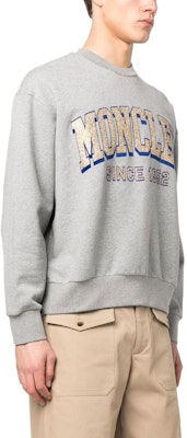 モンクレール SS23 グレー ロゴプリント クルーネック プルオーバースウェットシャツ I10918G00019M2642984 Purchase モンクレール SS23 グレー ロゴプリント クルーネック プルオーバースウェットシャツ I10918G00019M2642984