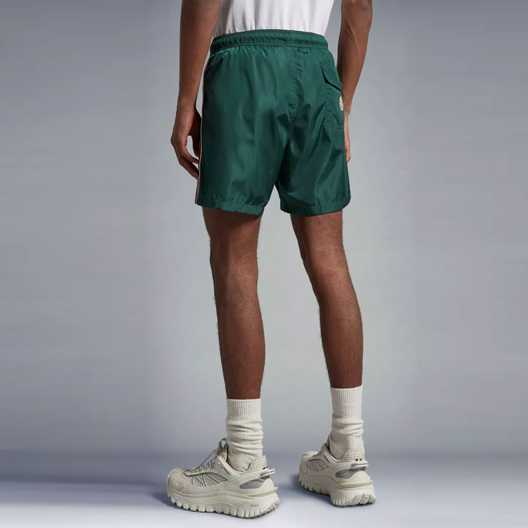 Purchase 몽클레르 SS23 로고 수영 반바지 딥 그린 통기성 스트레이트 핏. I10912C000115332684C