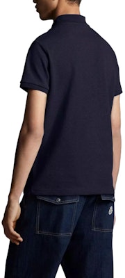 Moncler SS23 Baju Polo Biru Tua dengan Rekaan Patch Logo Solid. I10918A000198455677X Shop Moncler SS23 Baju Polo Biru Tua dengan Rekaan Patch Logo Solid. I10918A000198455677X