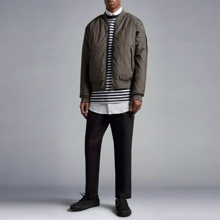 Moncler SS23  Olive Green Solid Zip-Up Jacket I10911A0004254A8192E 圖 3