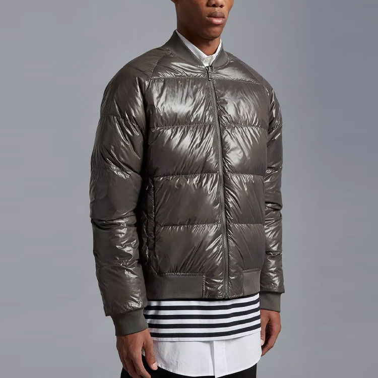 Moncler SS23  Olive Green Solid Zip-Up Jacket I10911A0004254A8192E 圖 4