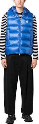 Moncler SS23 Solid Color Logo Print Hooded Sleeveless Vest Blue I20911A00046595ZZ731 Lookbook Moncler SS23 Solid Color Logo Print Hooded Sleeveless Vest Blue I20911A00046595ZZ731