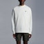 Lookbook 몽클레르 SS23 화이트 로고 패치 크루넥 긴팔 스웨트셔츠. I10918G00053809KR034