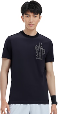 Moncler SS23 Born to Protect Logo Baju Hitam Leher Bulat Lelaki. I10918C00039899YU999 6