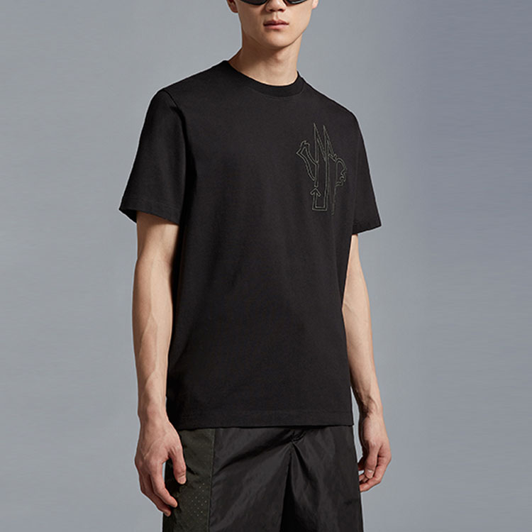 Purchase Moncler SS23 Born to Protect Logo Baju Hitam Leher Bulat Lelaki. I10918C00039899YU999