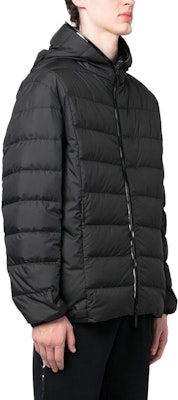 蒙克莱 SS23 Hadar 男女连帽羽绒夹克 黑色 全拉链款式。 1A00026596IU999 Shop 蒙克莱 SS23 Hadar 男女连帽羽绒夹克 黑色 全拉链款式。 1A00026596IU999