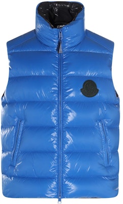 Moncler SS23 Parke Biru Vest Uniseks - Warna Solid dengan Logo Patch. 1A00046M2648P69 Order Moncler SS23 Parke Biru Vest Uniseks - Warna Solid dengan Logo Patch. 1A00046M2648P69