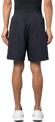 Moncler SS23 Pantalones Cortos Rectos Azul Marino con Cordón Ajustable. I10912B0001254A91 Shop Moncler SS23 Pantalones Cortos Rectos Azul Marino con Cordón Ajustable. I10912B0001254A91