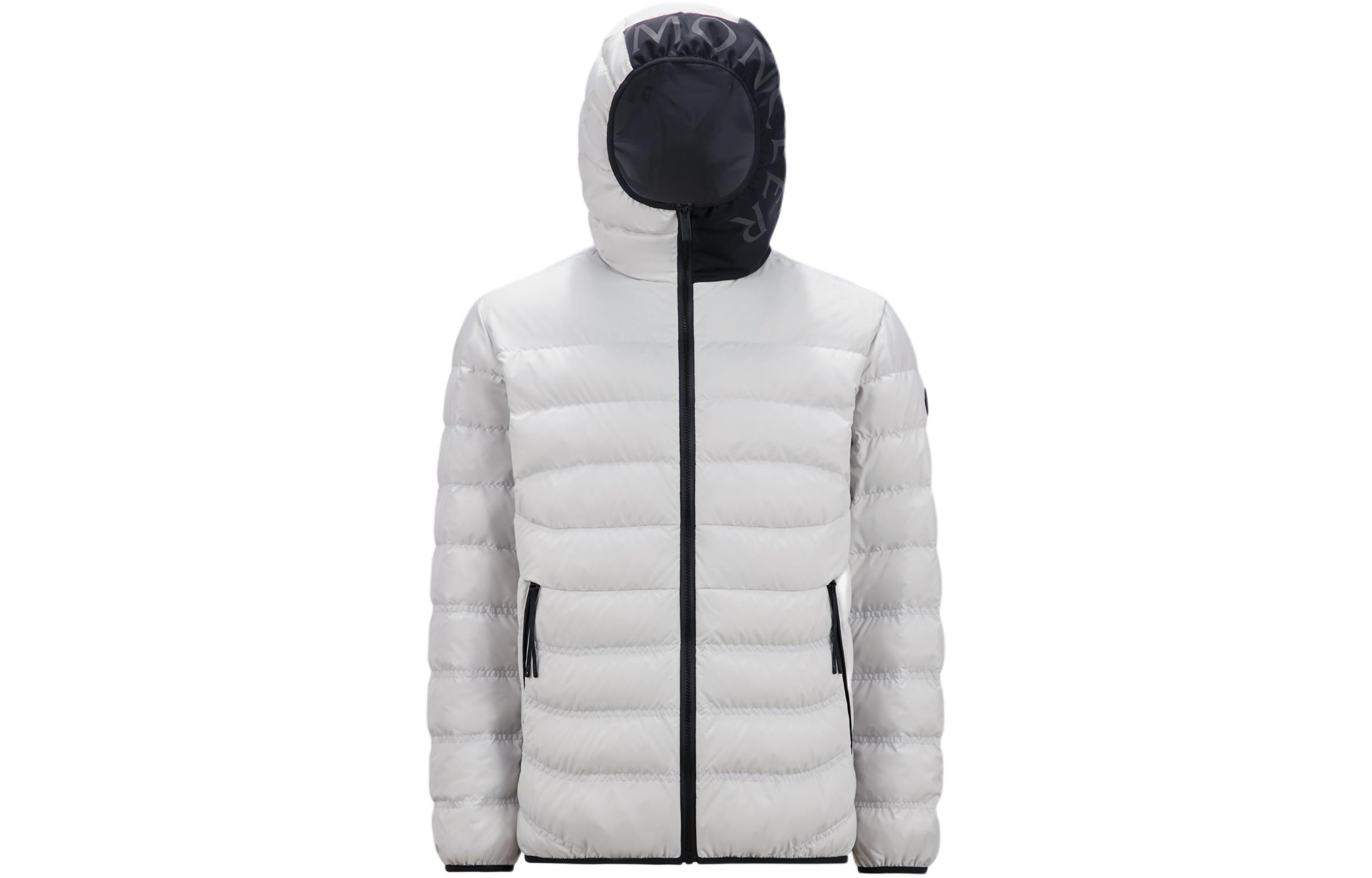 Moncler SS24  Short Reflective Logo Hooded Down Jacket Light Grey J10911A000175973I91Y 圖 2