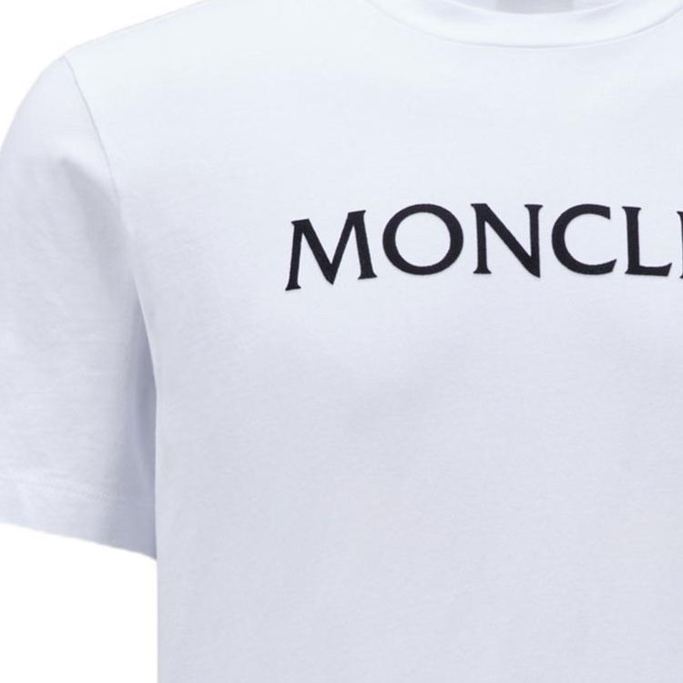 Shop Camiseta Blanca Moncler SS24 con Diseño de Logo en Relieve. J20918C000248390T001