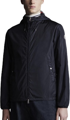 Moncler SS24 男士蓝色徽标连帽拉链夹克 J10911A0009054155743 Shop Moncler SS24 男士蓝色徽标连帽拉链夹克 J10911A0009054155743