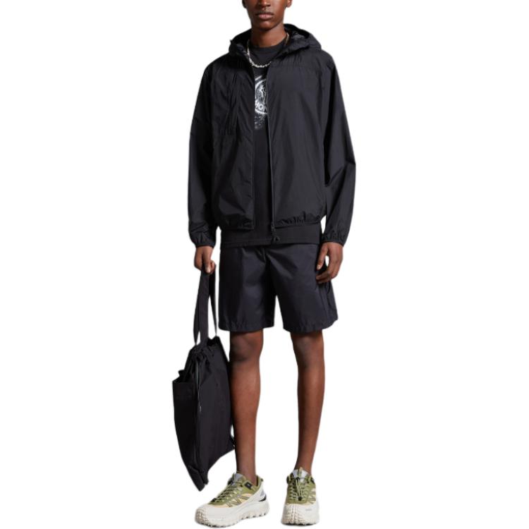 Lookbook 몽클레르 SS24 하드린 루즈핏 지퍼 후드 재킷 블랙 J10911A001215396L999