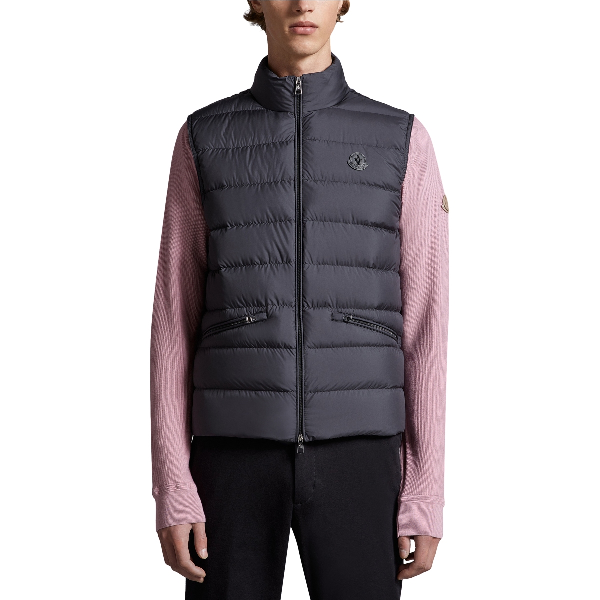 Shop Moncler SS24 LECHTAL 男女款黑色羽絨背心，皮革標誌裝飾。 J10911A00139549SK999