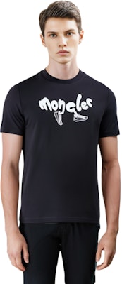 Moncler SS24 Logo Print Cotton Crewneck T-Shirt Black J10918C000138390T998 Sizing Moncler SS24 Logo Print Cotton Crewneck T-Shirt Black J10918C000138390T998