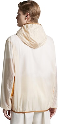 蒙克莱 SS24 MENDES 象牙白宽松防风连帽夹克. J10911A0003668953P02 Shop 蒙克莱 SS24 MENDES 象牙白宽松防风连帽夹克. J10911A0003668953P02