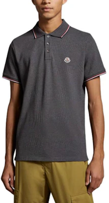 盟可睐 SS24 修身三色针织翻领Polo衫 深灰色 J10918A7030084556989 Lookbook 盟可睐 SS24 修身三色针织翻领Polo衫 深灰色 J10918A7030084556989