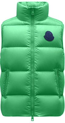 몽클레어 스미다 그린 다운 패딩 로고 패치 슬리브리스 베스트. 1A0003453A0E84I Order 몽클레어 스미다 그린 다운 패딩 로고 패치 슬리브리스 베스트. 1A0003453A0E84I