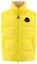 Buy Chaleco Unisex Moncler Sumido Amarillo con Cremallera, Logo y Cuello Alto 1A00163595GJ142