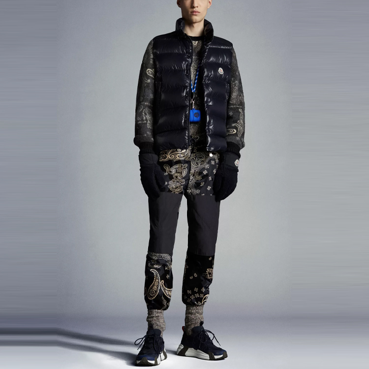 Moncler Tibb Logo Print Navy Blue Down Vest Sleeveless Puffer Jacket 1A0009668950742 圖 3