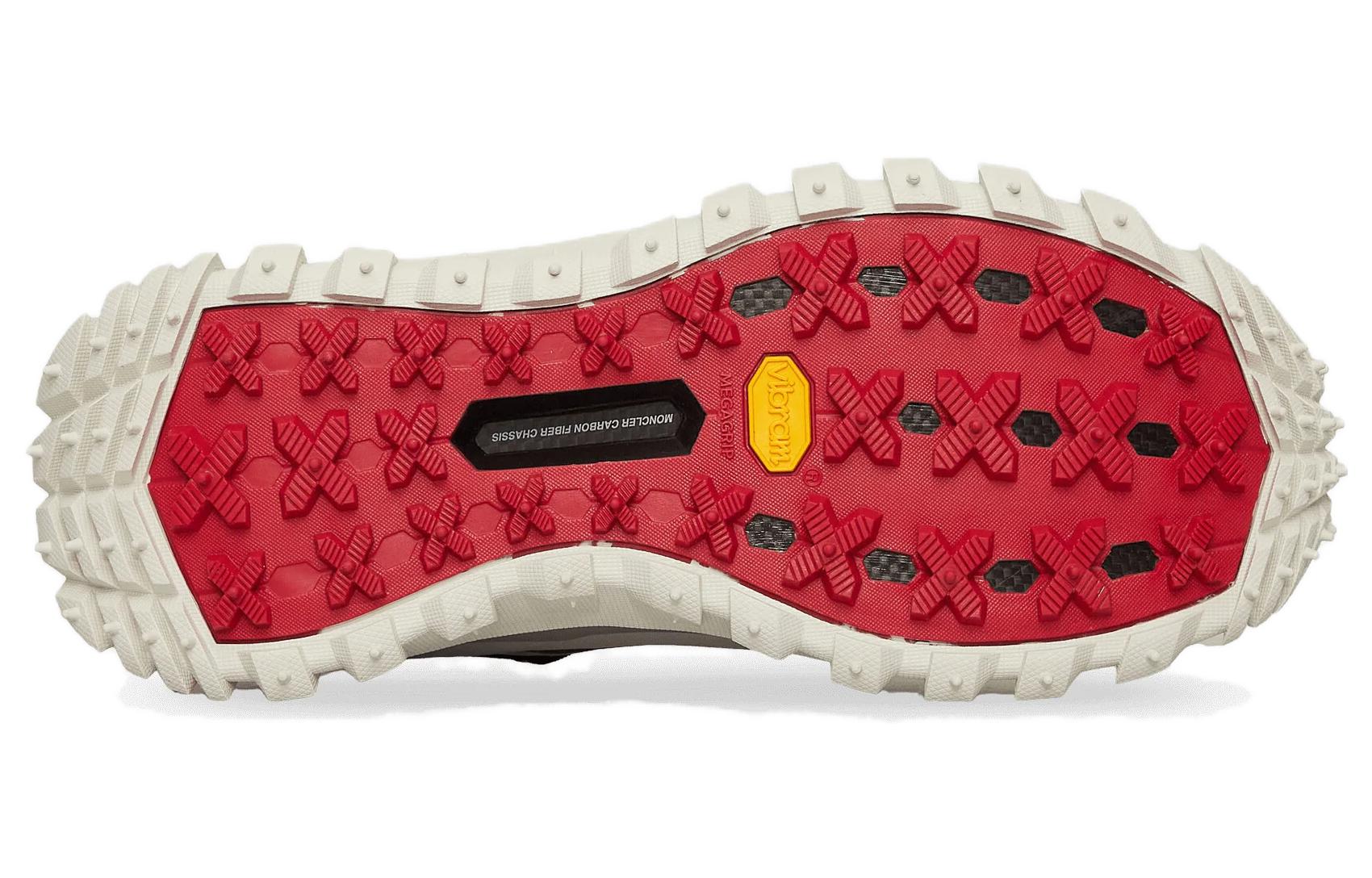 Purchase Moncler Trailgrip GORE-TEX Low 'Putih Kelabu' 4M000-90-M3311-P09