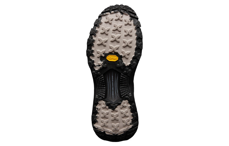 Shop Moncler Trailgrip Lite Nero I109A4M00130M2808999