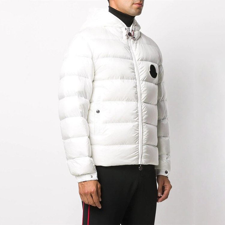 Moncler White Logo Hooded Puffer Jacket Winter Goose Down F20911A20500C0571032 圖 4