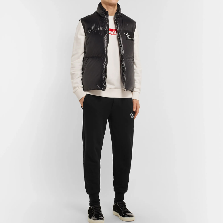 Purchase Sudadera Blanca Moncler con Estampado de Logo Frontal E209180481508098U004