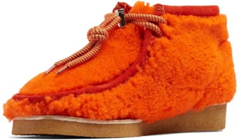 Moncler x Clarks Originals 1952 橙色剪羊毛 Wallabee 靴 26168835/H20924D00020M2281340 Lookbook Moncler x Clarks Originals 1952 橙色剪羊毛 Wallabee 靴 26168835/H20924D00020M2281340