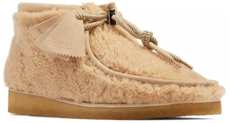 Moncler x Clarks Wallabee Shearling 'Beige' 26168837/H20924D00020M2281200 Shop Moncler x Clarks Wallabee Shearling 'Beige' 26168837/H20924D00020M2281200