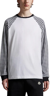 Moncler x Fragment Design FRGMT SS23白色長袖T恤 男女同款字母標誌。 I209U8D00003M3265F90 Lookbook Moncler x Fragment Design FRGMT SS23白色長袖T恤 男女同款字母標誌。 I209U8D00003M3265F90