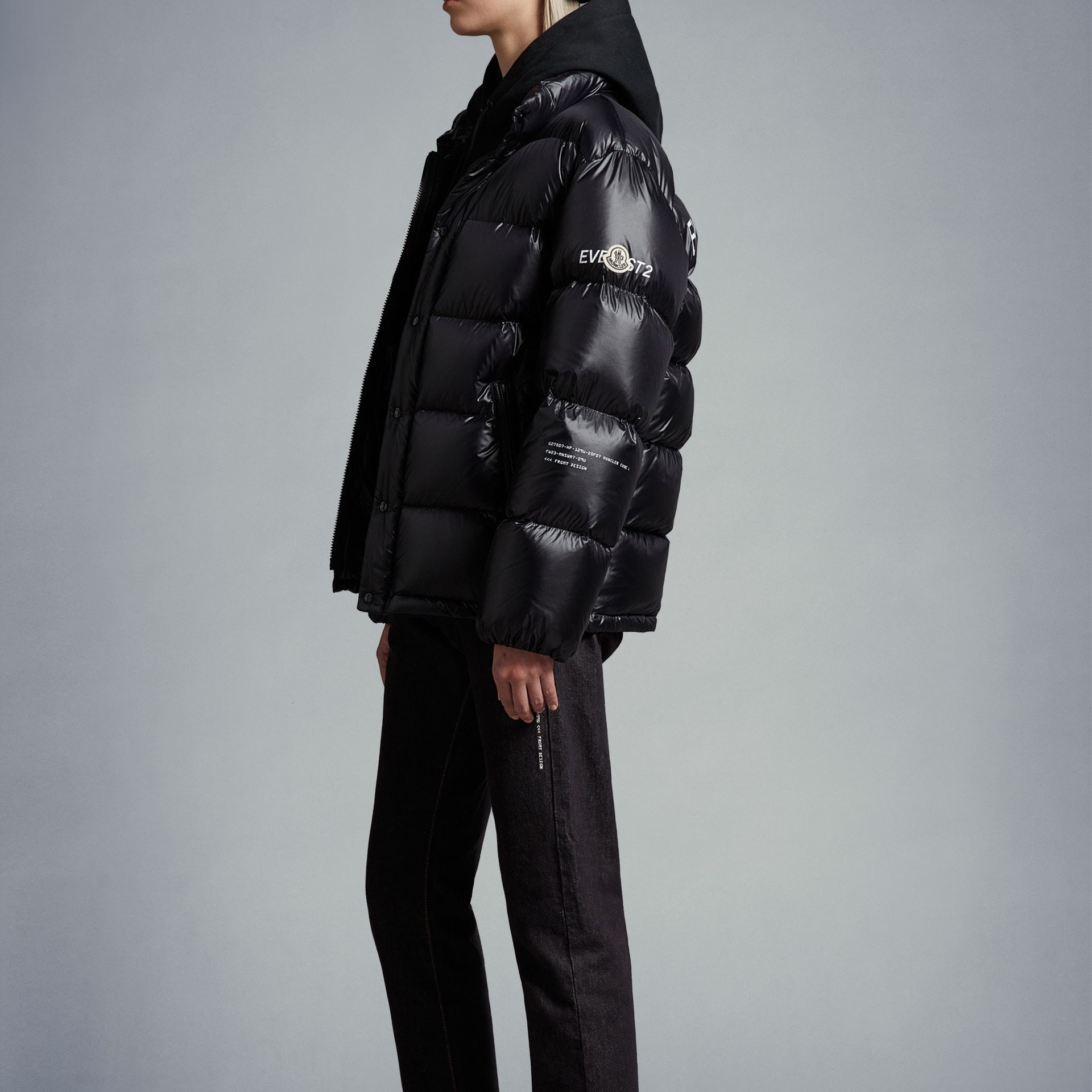 Moncler FRGMT SS23 Ski Collection Black Short Puffer Jacket Unisex Winter Wear. I209U1A00003M3078999 圖 5