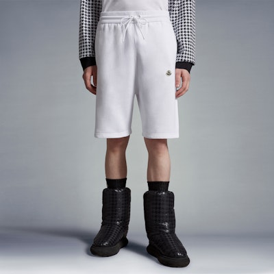 Moncler x FRGMT SS23 男女同款抽繩徽標休閒短褲 白色 I209U8H00003M2372001 Purchase Moncler x FRGMT SS23 男女同款抽繩徽標休閒短褲 白色 I209U8H00003M2372001