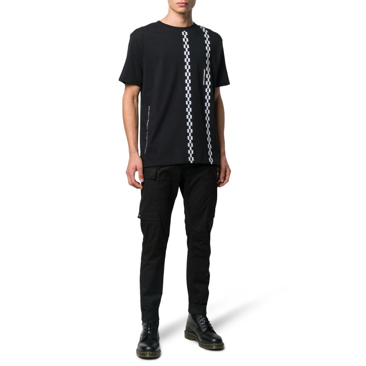 Lookbook Moncler x Hiroshi Fujiwara Crewneck Pullover Hitam Kotak Lengan Pendek Pria. 80025508392B999