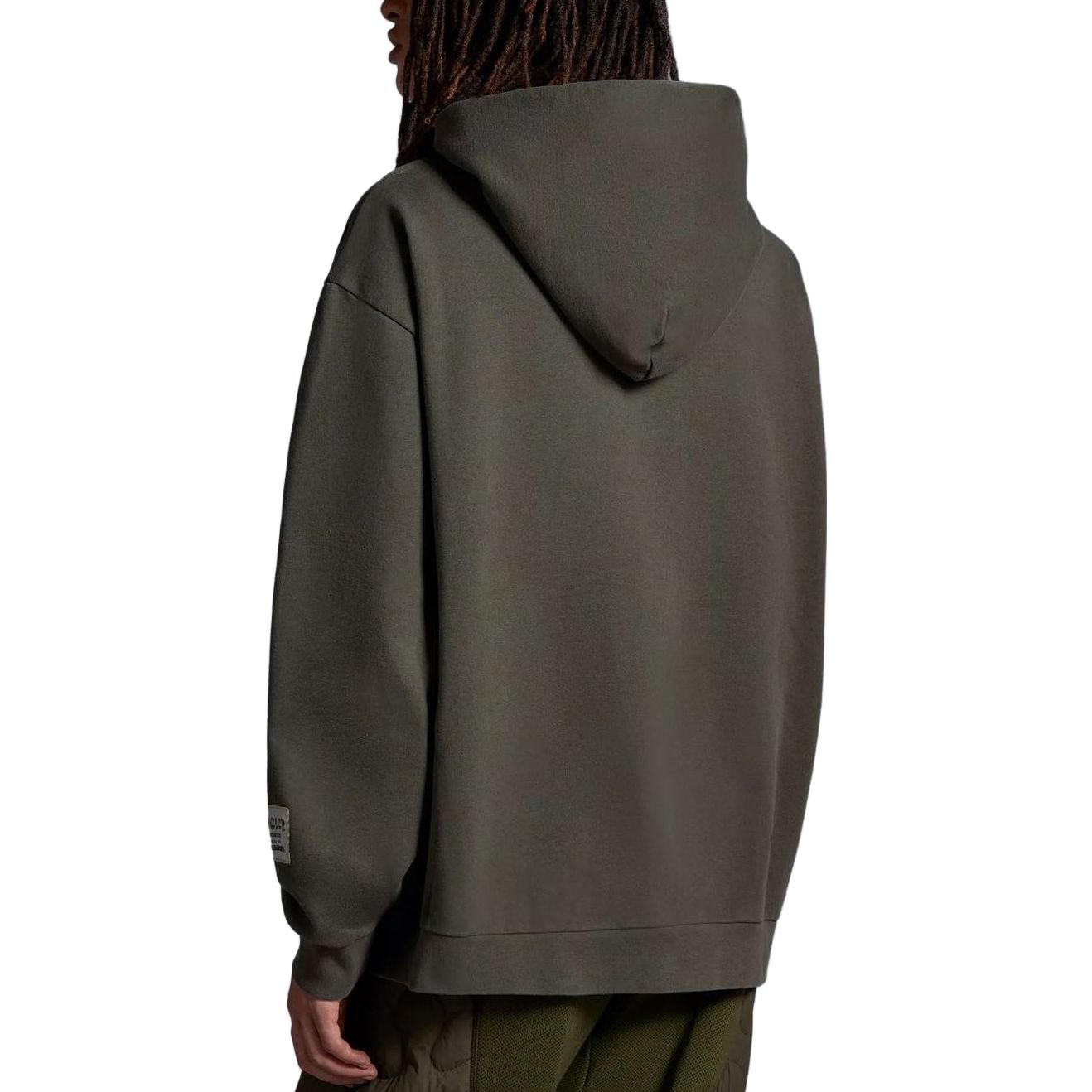 Shop Moncler x Salehe Bembury Hoodie Cetakan Retro Huruf Unisex Hijau I209D8G00002M3237833